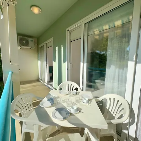 Apartment Pinewood