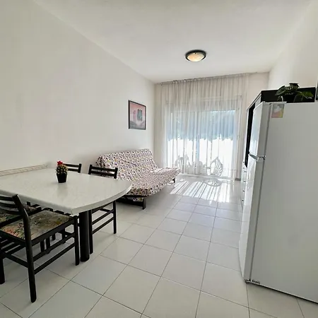 Apartment Pinewood *
